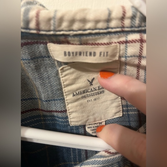 American Eagle Outfitters Boyfriend Fit Plaid Button-Up in Blue/White, Size M - Picture 2 of 4